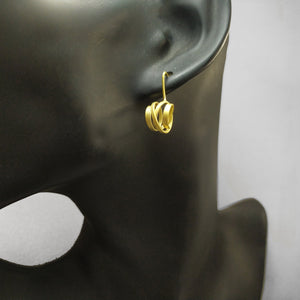 BouCharà - Pendientes de Plata chapada en Oro - Disponible en 3 tamaños
