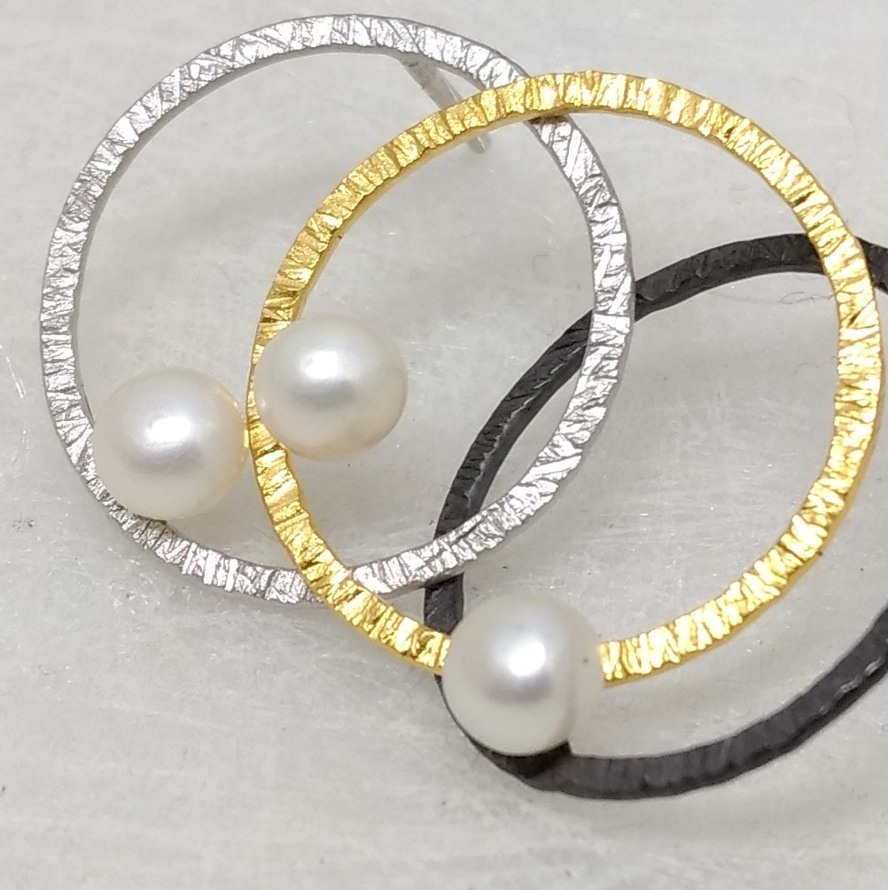 LaLune - small Silver buttons with pearls, available in 3 finishes