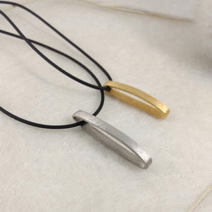 ImNos - kleiner Silberanhänger mit 18 Karat Gold- oder weisser Rhodiumbeschichtung